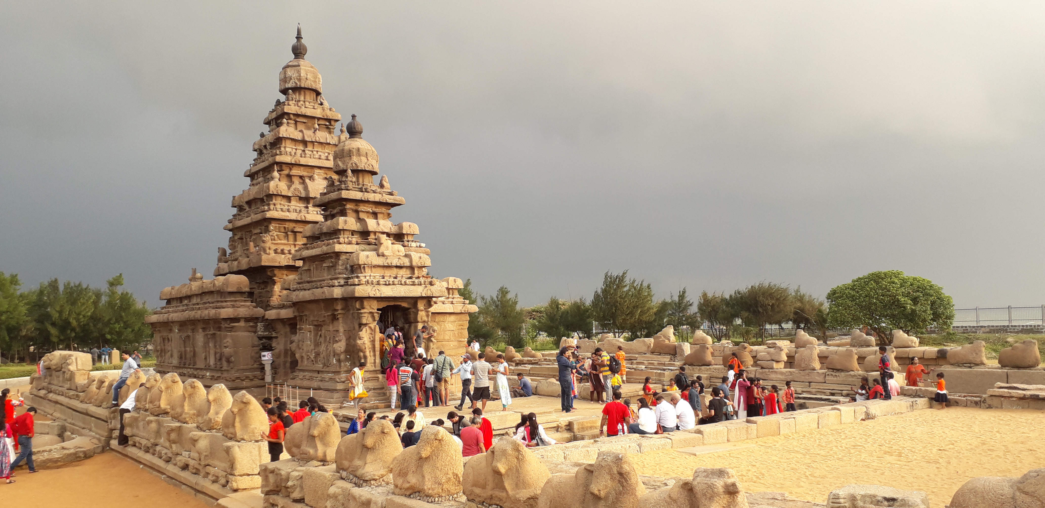 Pondicherry with Mahabalipuram tour